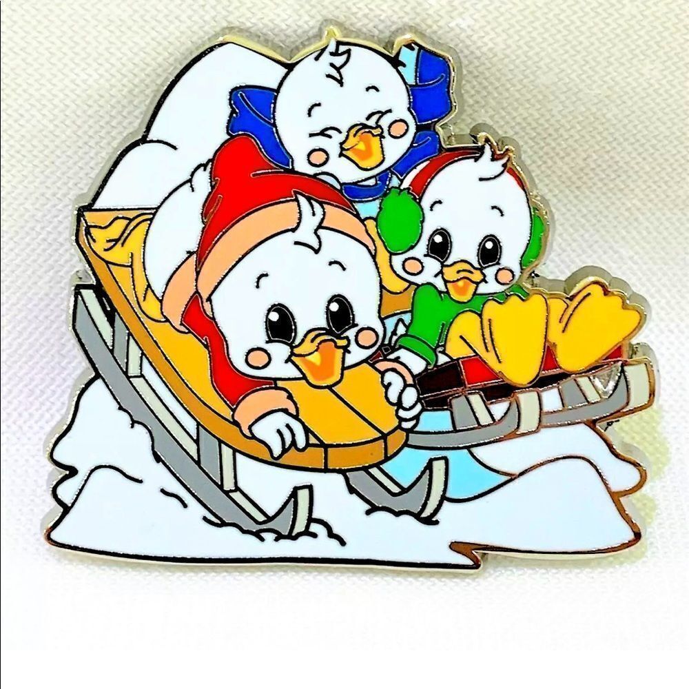 Disney 2021 Christmas Cutie Mystery Pin - Huey Dewey and Louie Retired rare